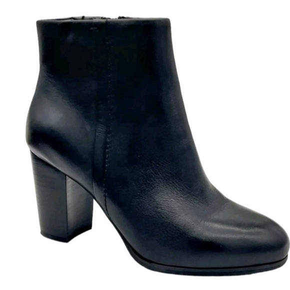 Vionic Shoes - New! Vionic Kennedy Leather Ankle Boot! Size 9
